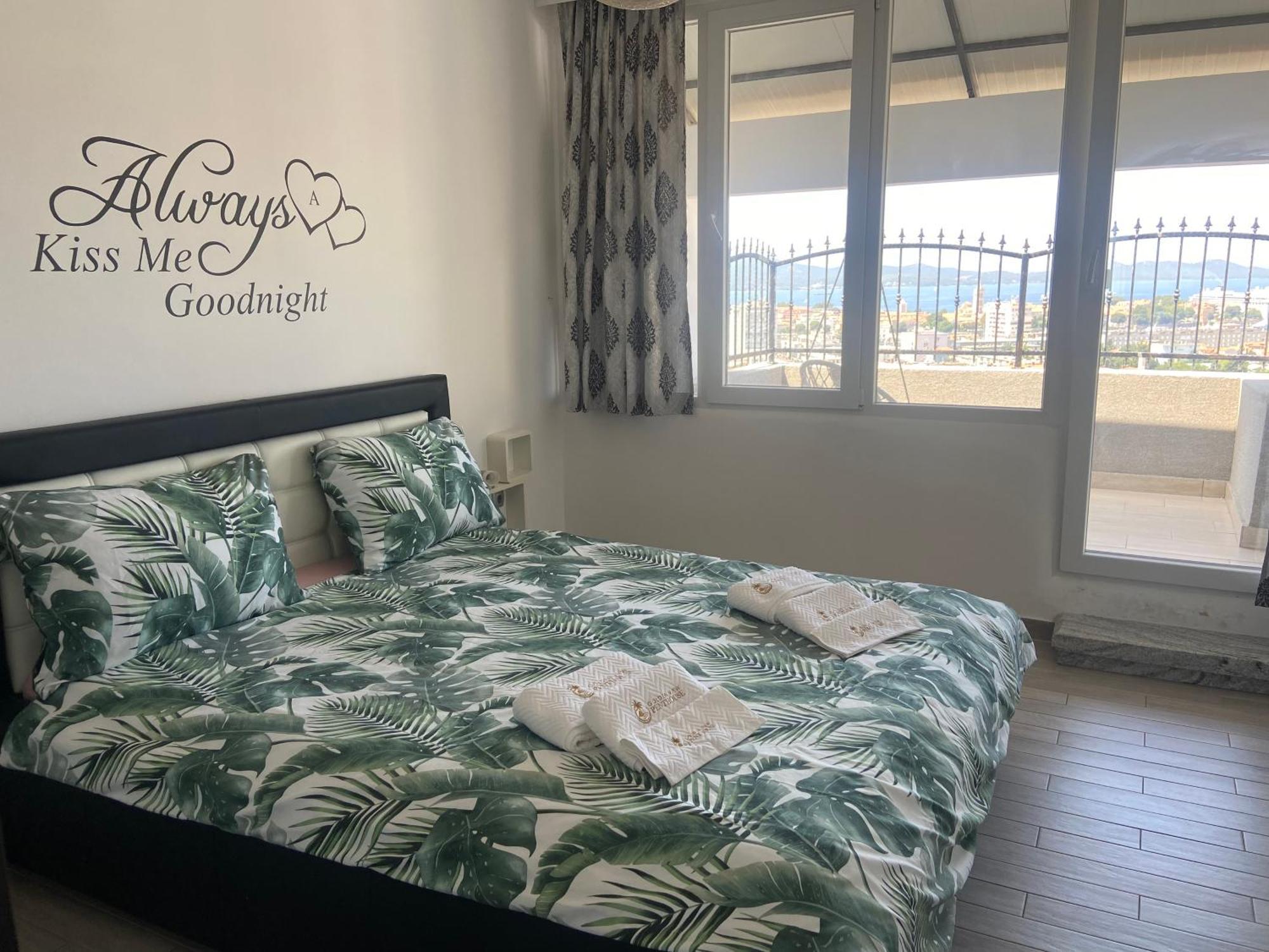 Golden View Penthouse Apartment Zadar Ngoại thất bức ảnh